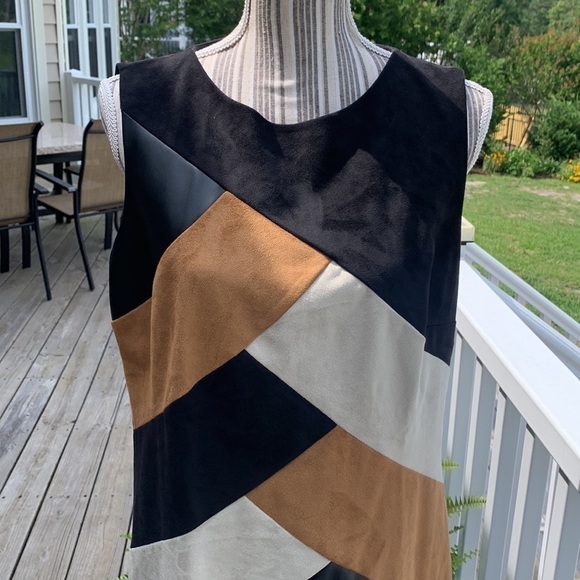 Chicos size 1 Neutral Color Blocking Sheath style dress - Picture 5 of 9